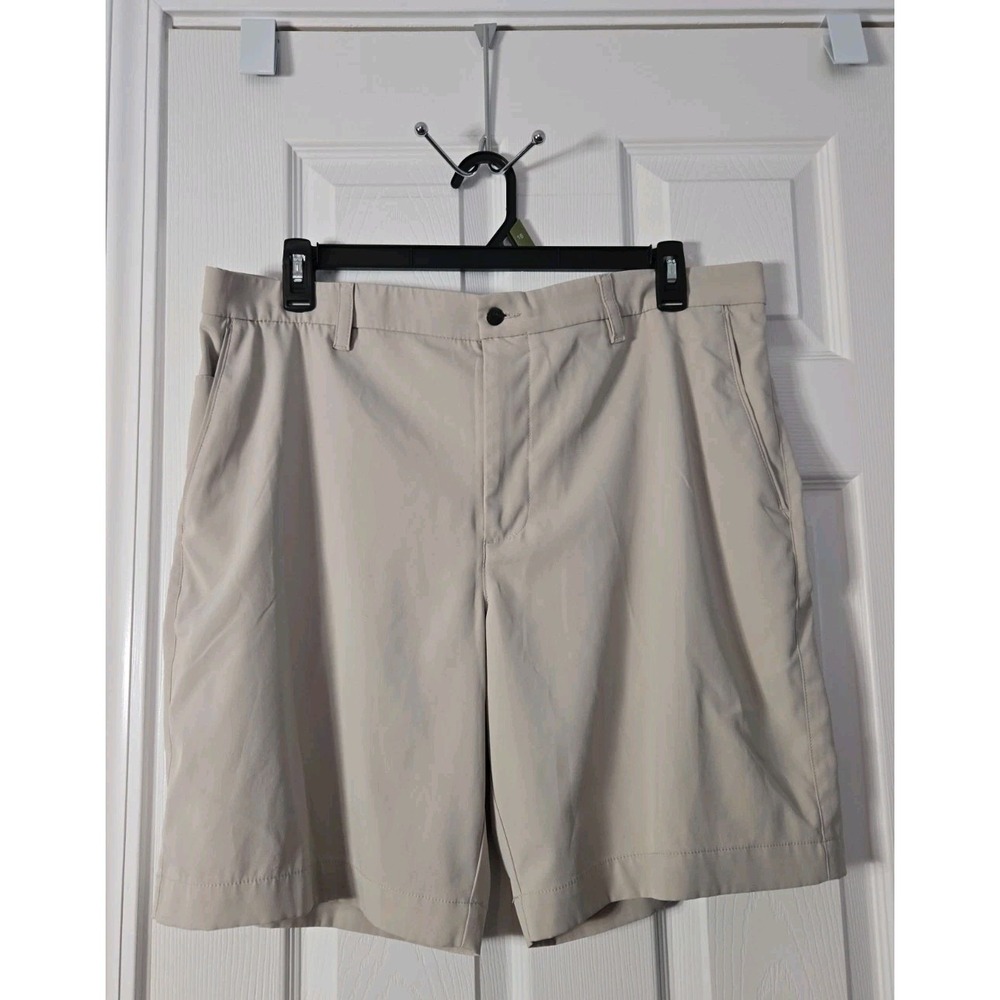 Callaway Golf Shorts Men's Size 38 Light Tan Khaki